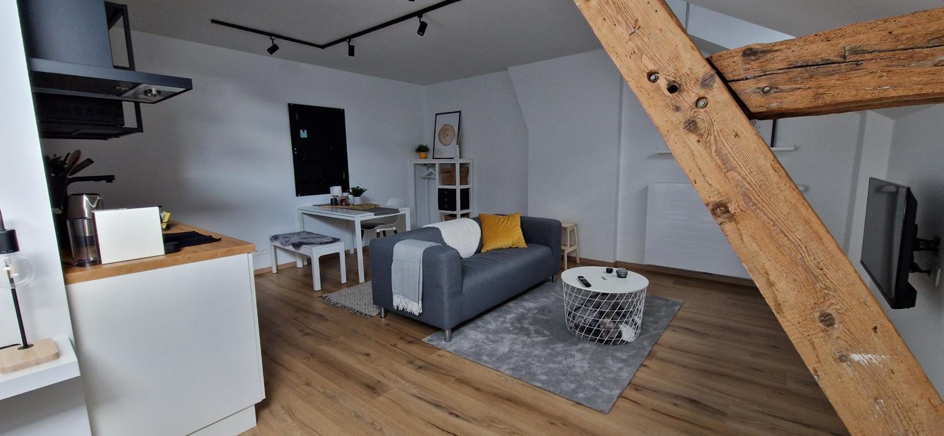 Charleroi Cozy Home