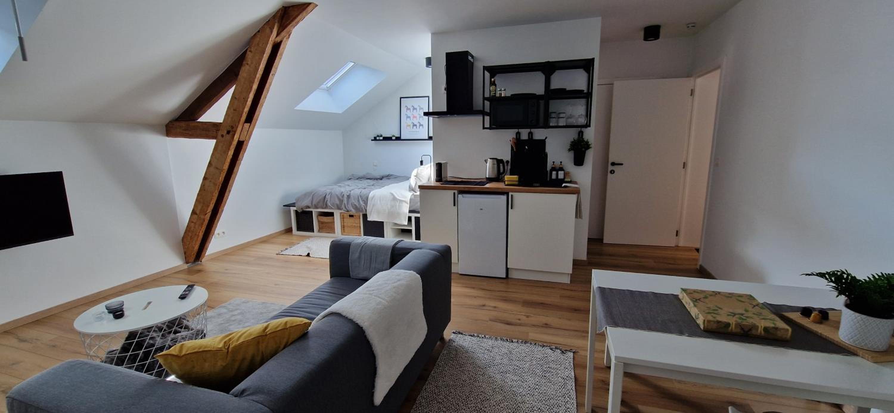 Charleroi Cozy Home