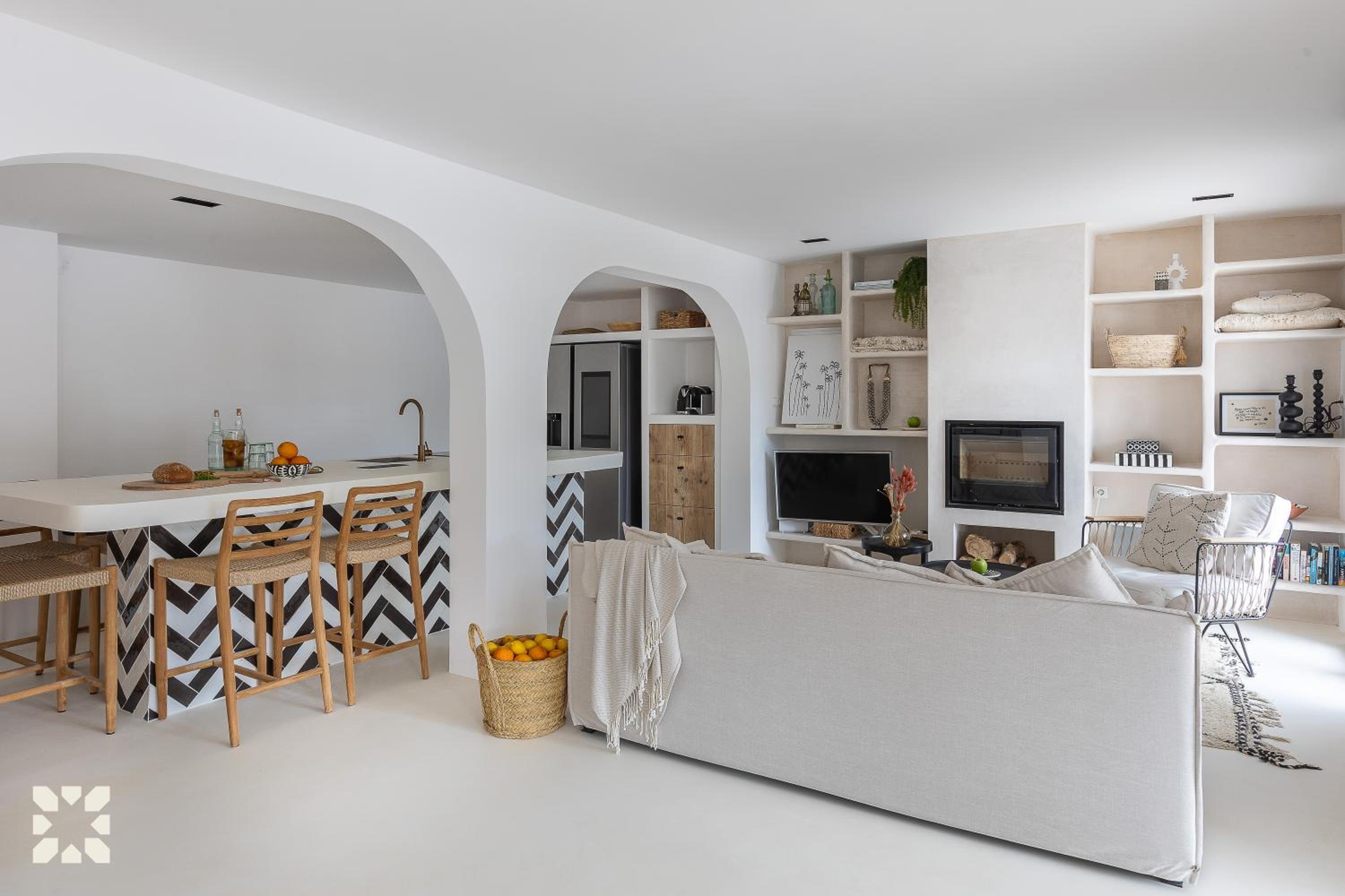 Villa Casa Blanc by Abahana Villas