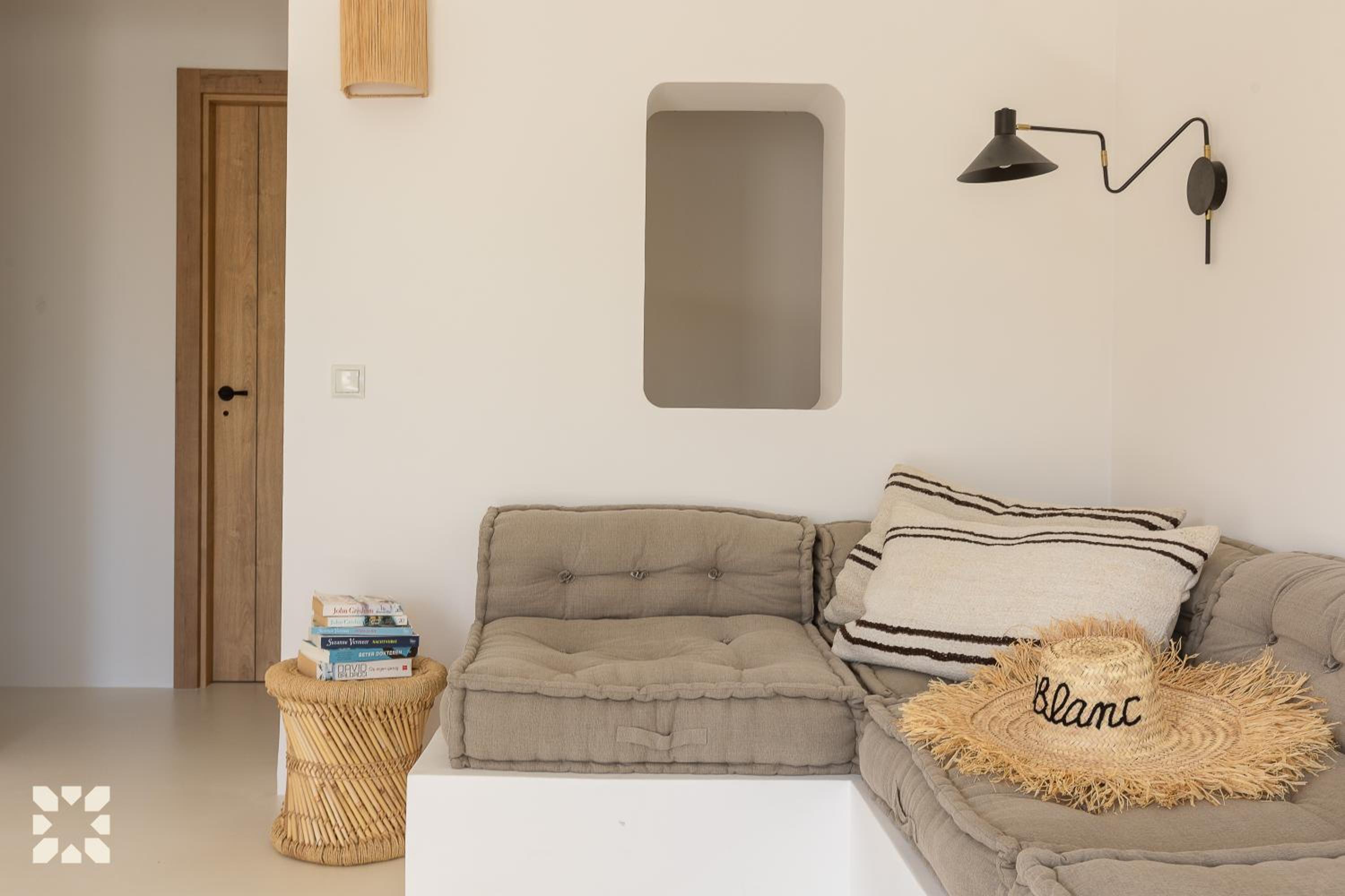 Villa Casa Blanc by Abahana Villas