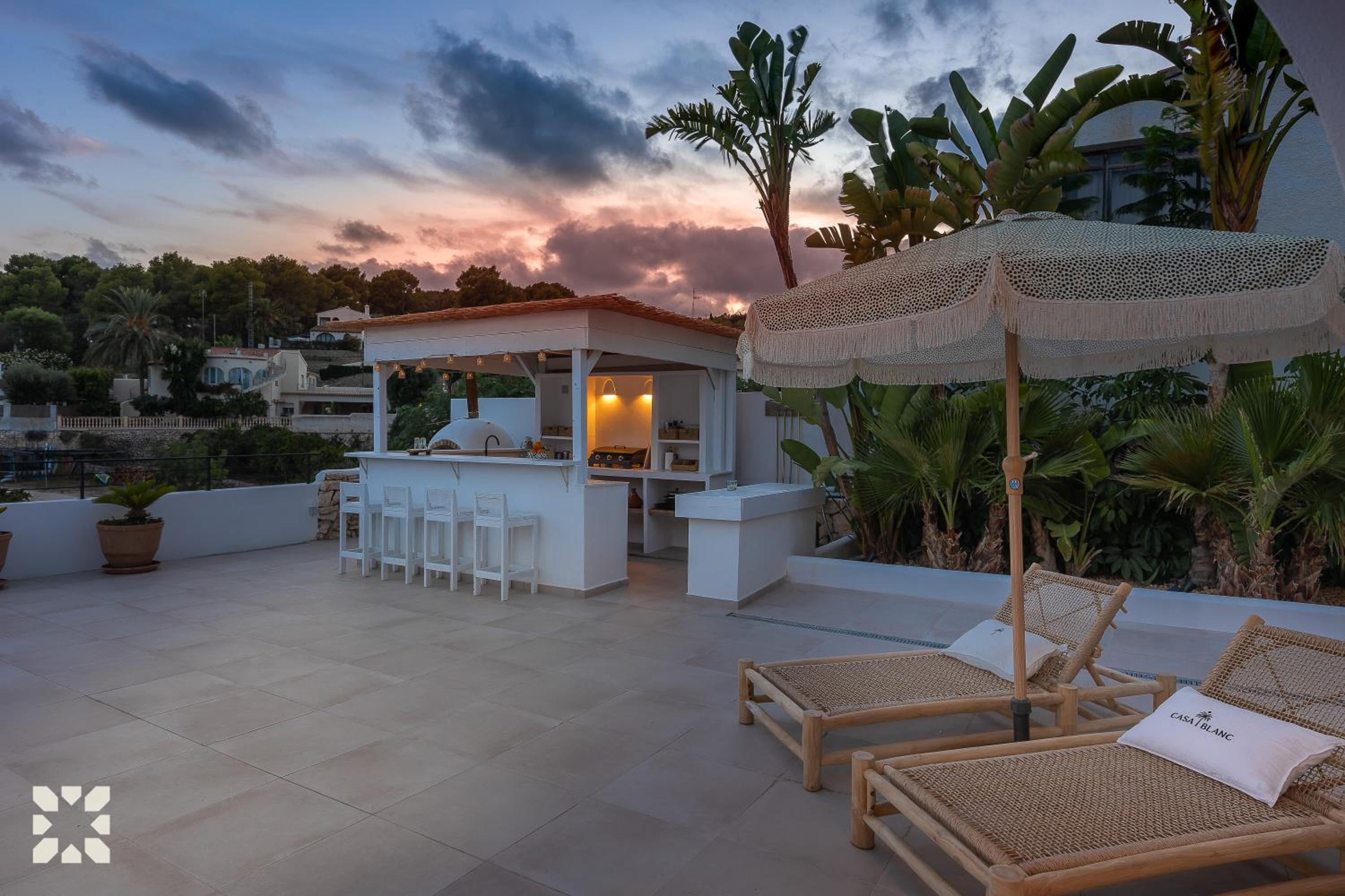 Villa Casa Blanc by Abahana Villas