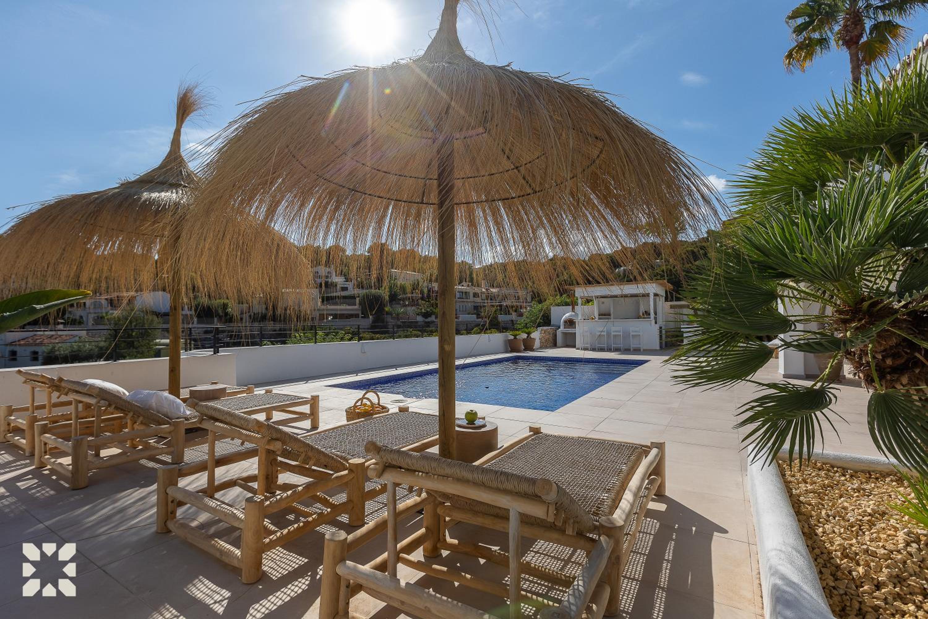 Villa Casa Blanc by Abahana Villas