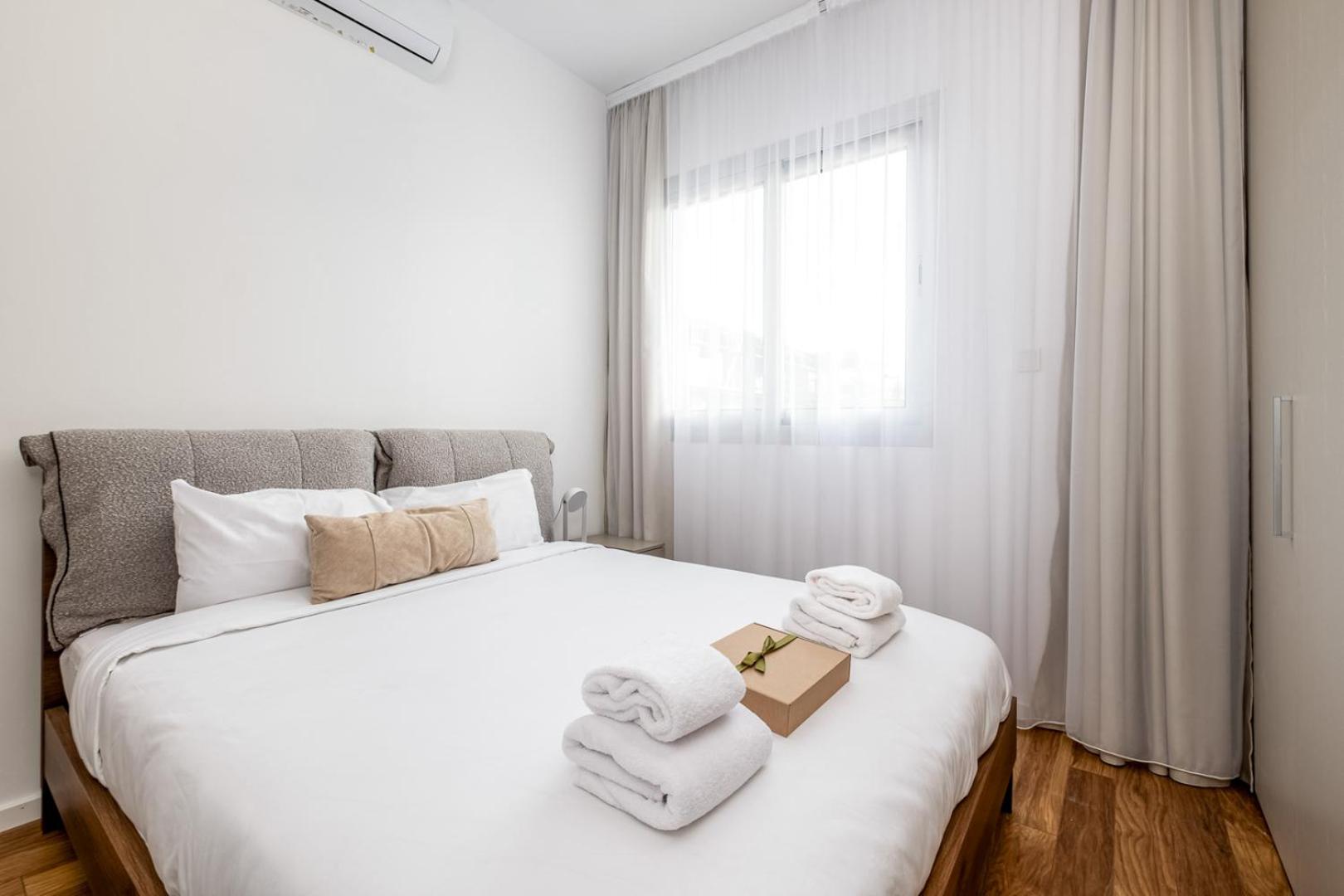 Platinum 77 VII Apartments