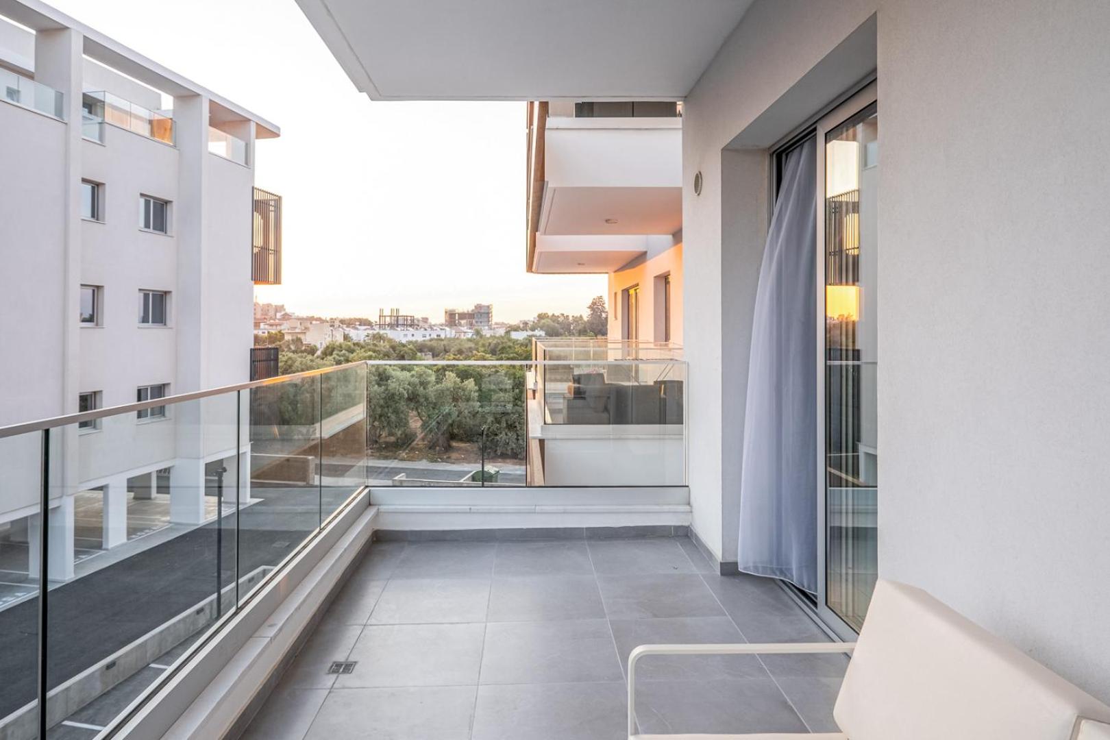 Platinum 77 VII Apartments