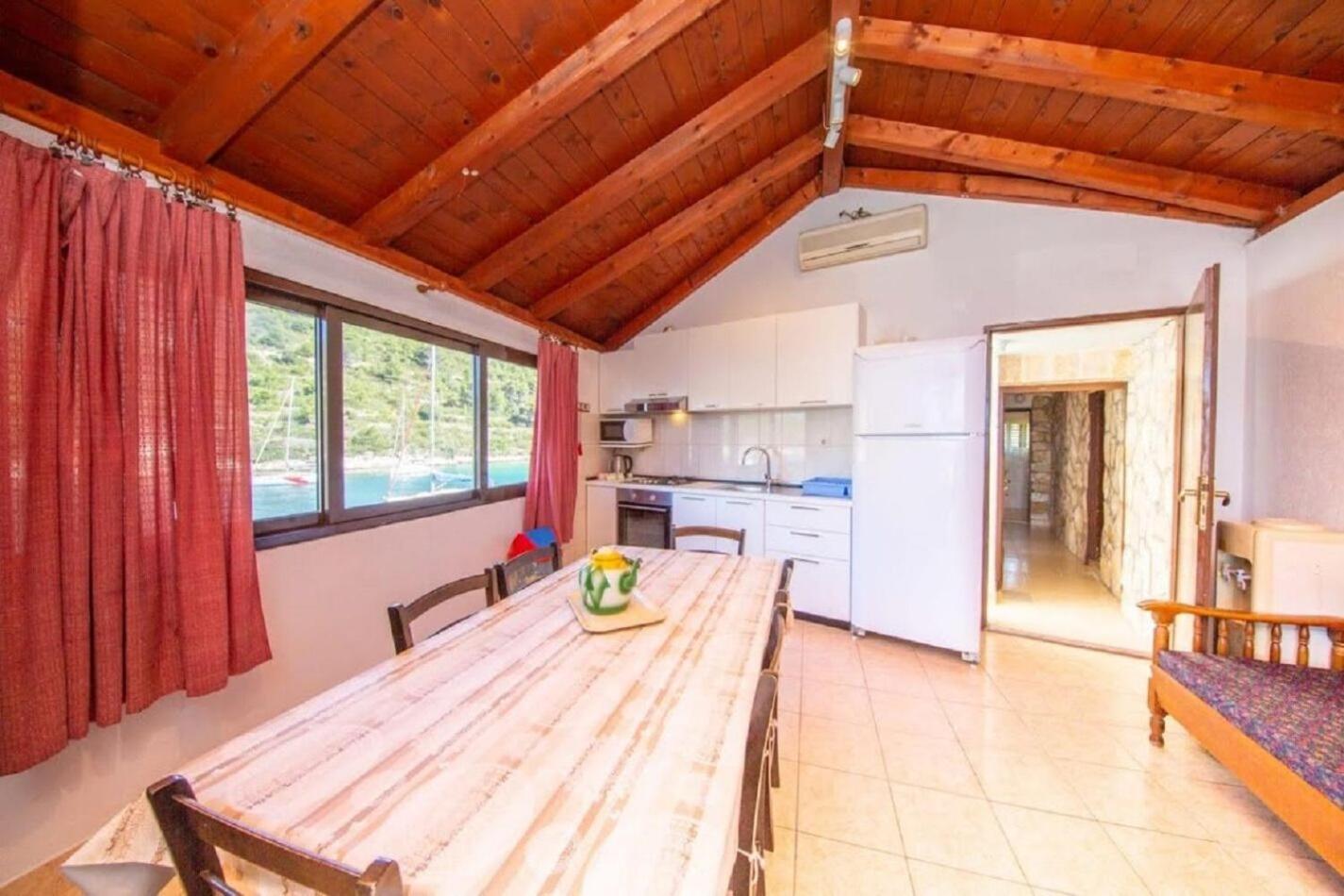 House Vinkli