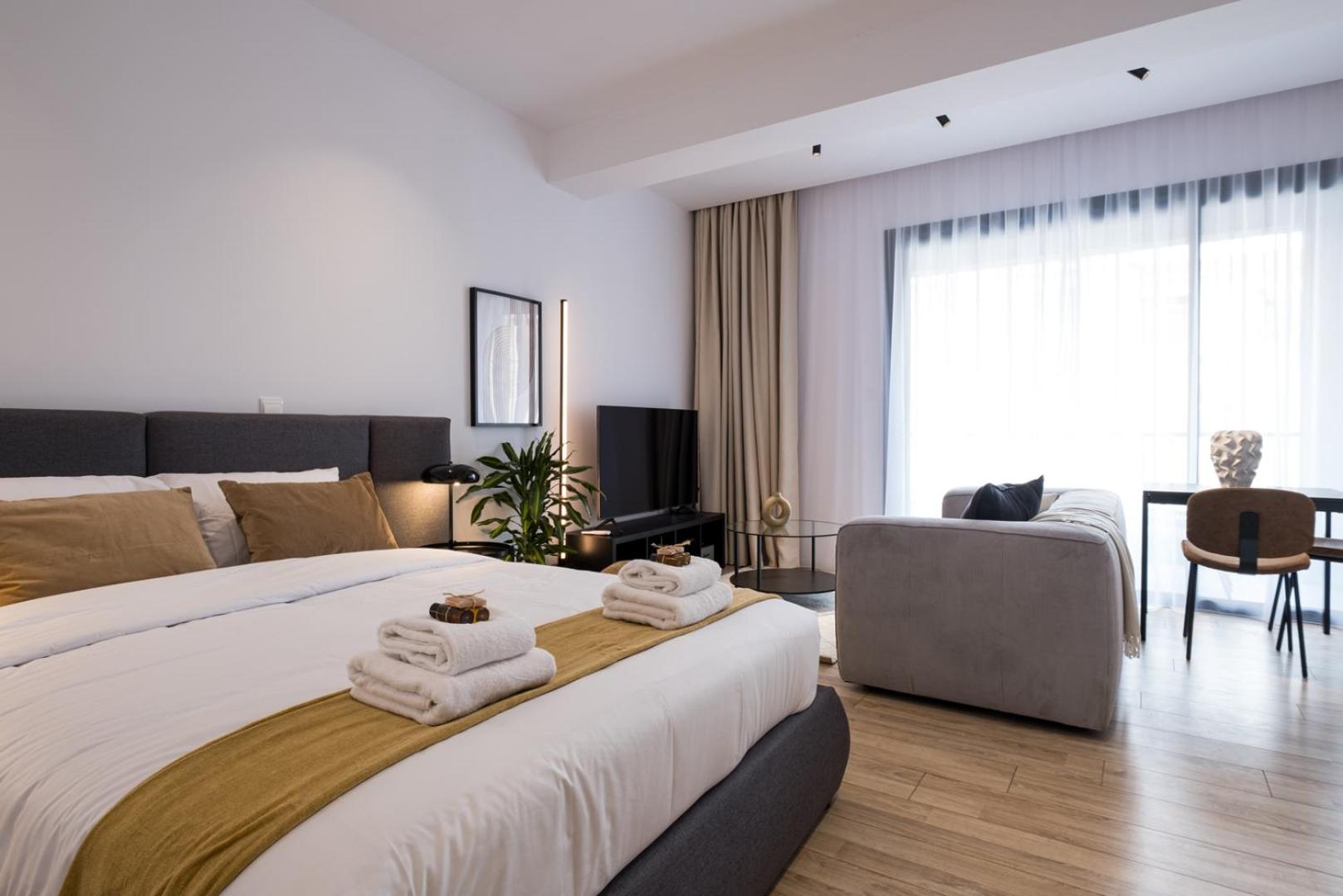 Olympia Suites VIII Studio Apartments