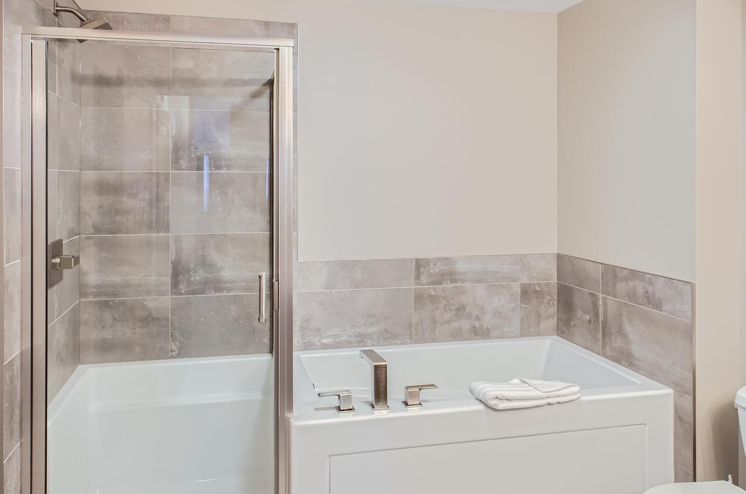 Stonegate Resort Unit B105