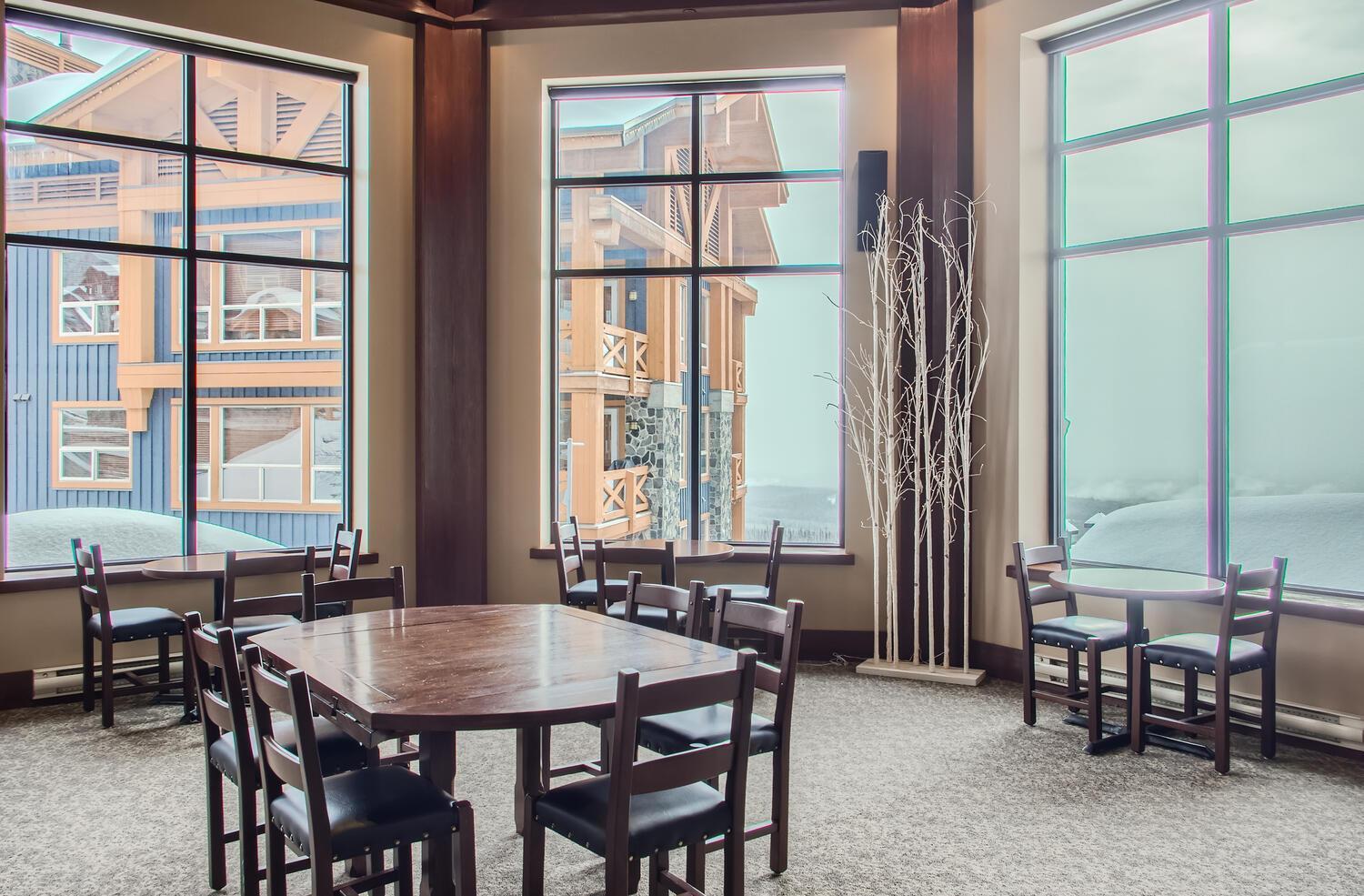 Stonegate Resort Unit B105