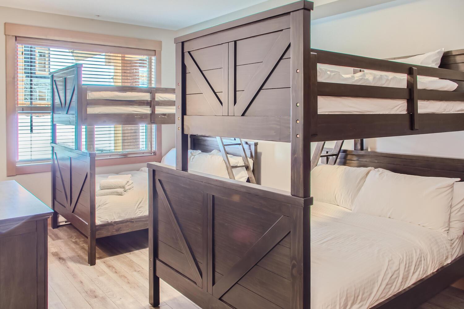 Stonegate Resort Unit B105