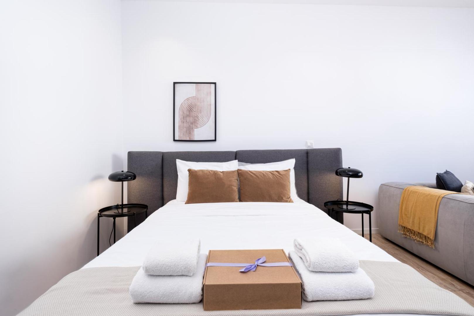 Olympia Suites III Studio Apartments