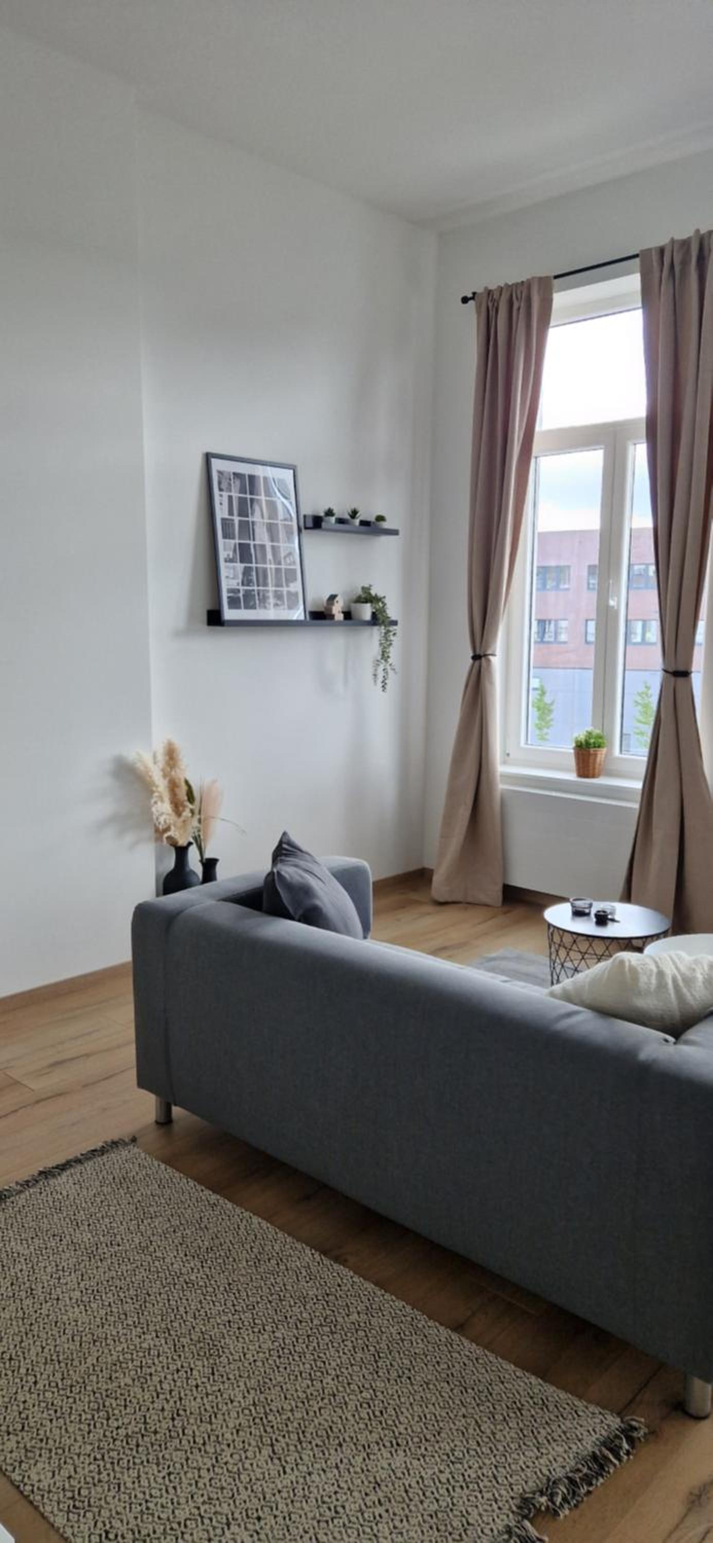 Charleroi Cozy Home