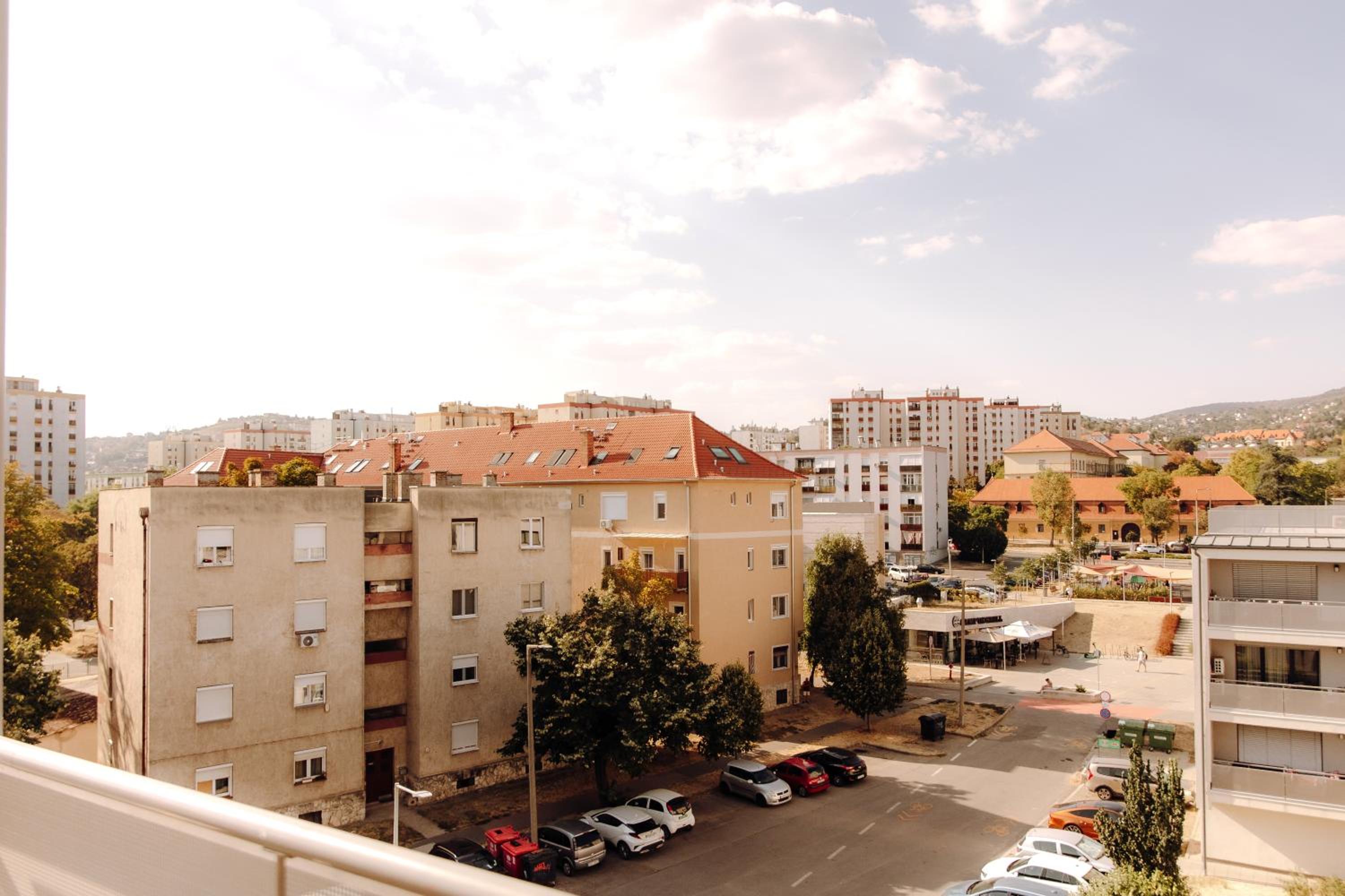Doboz Apartments