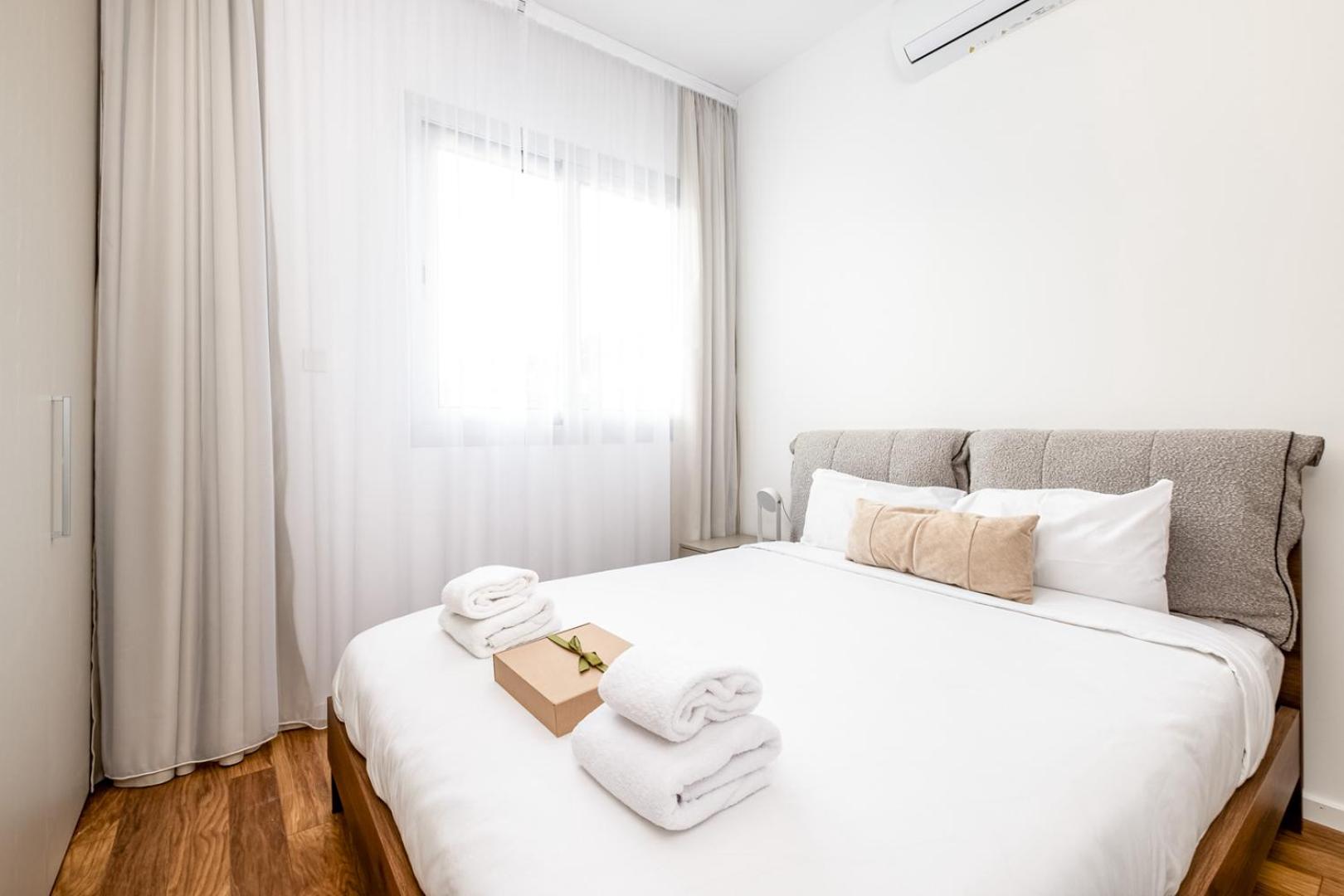 Platinum 77 XIV Apartments