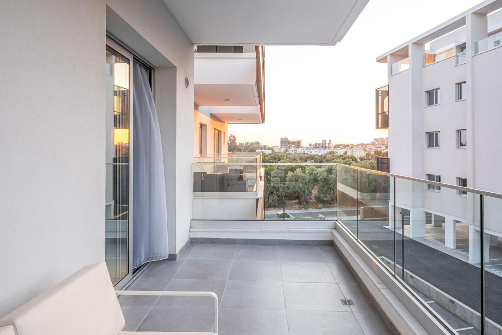 Platinum 77 XIV Apartments