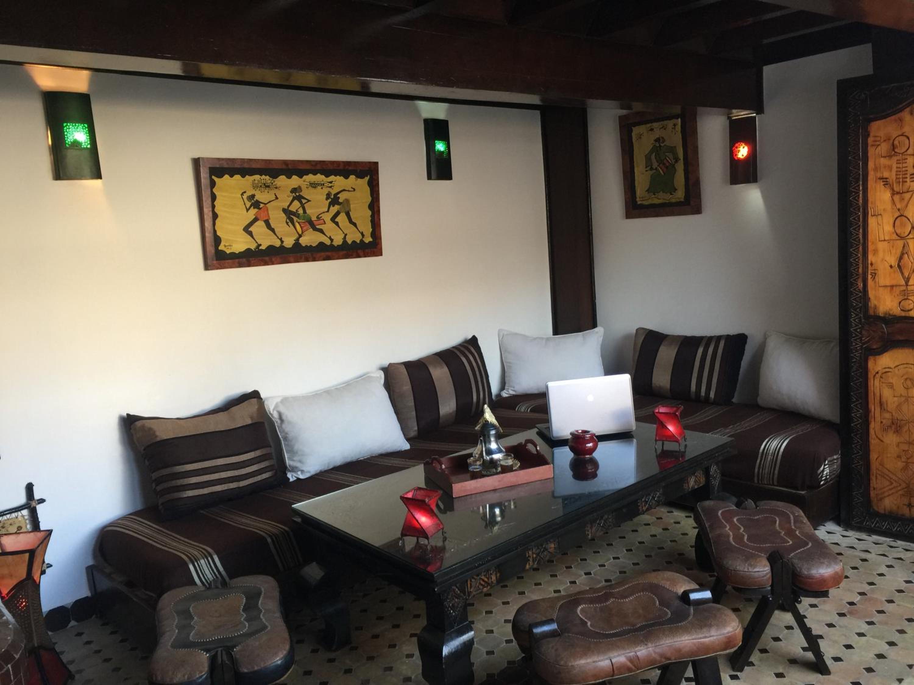 lounge
