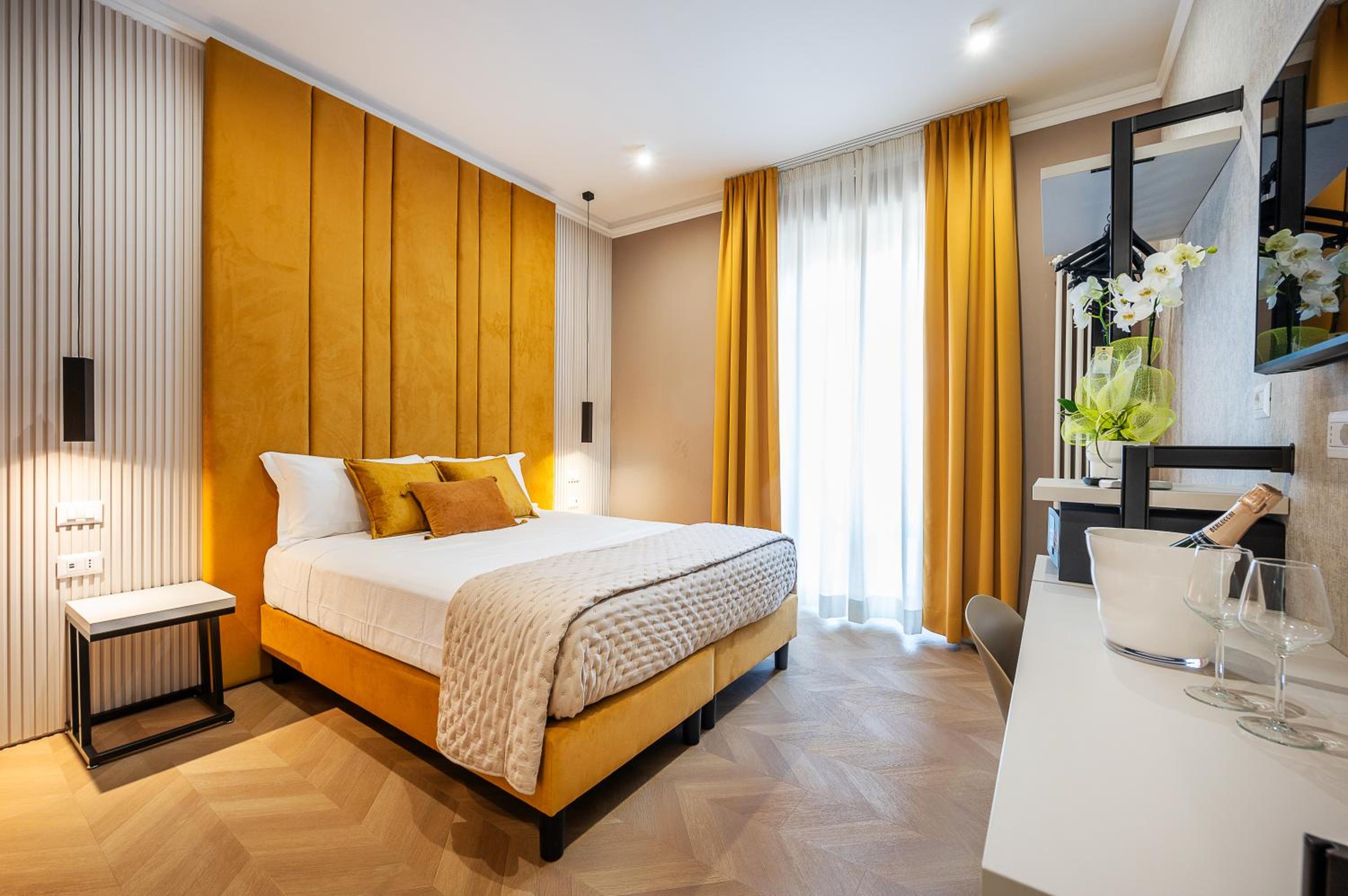 hotel room