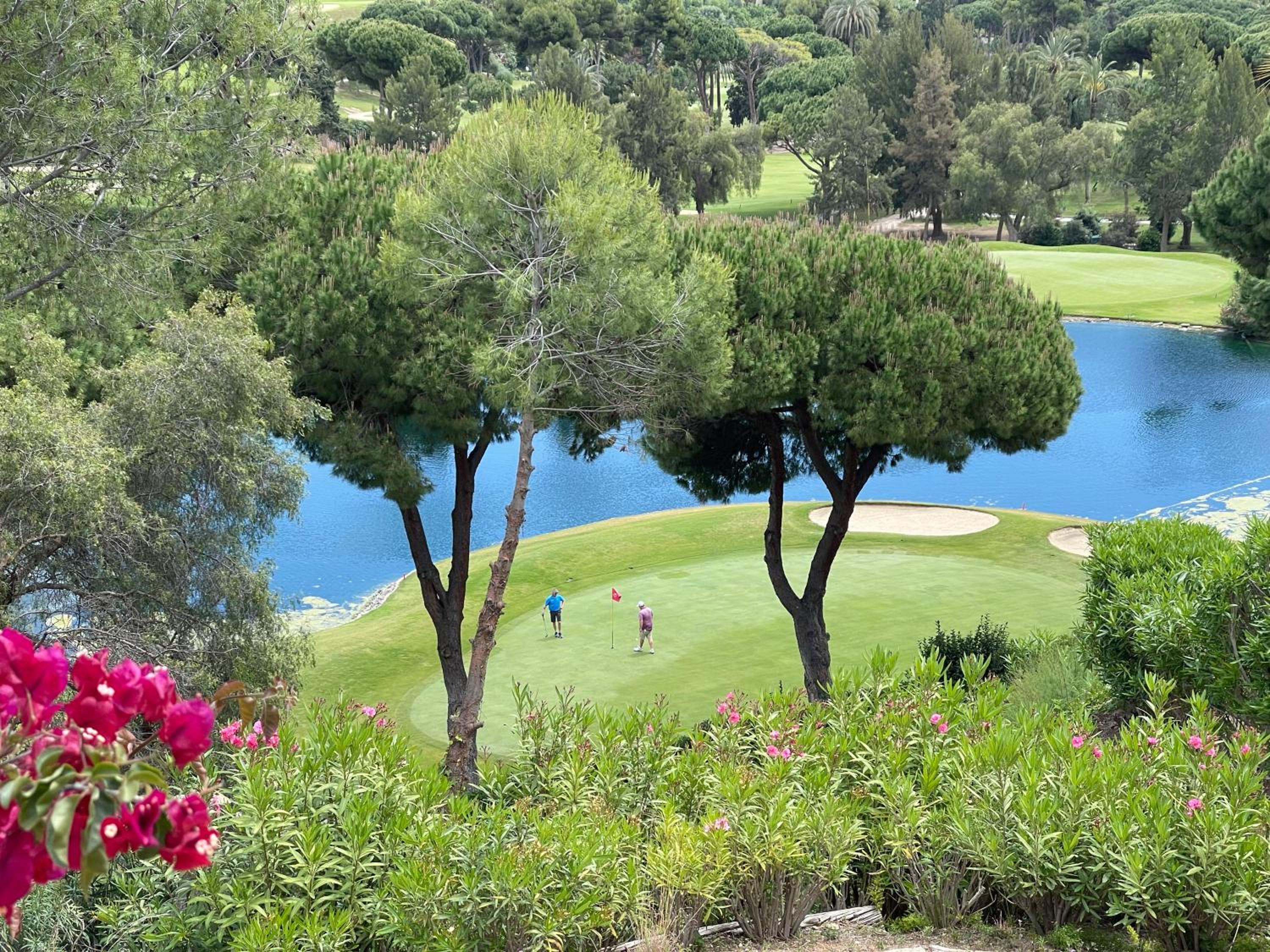 Golf Villa in Marbella, Frontline Golfvilla in RioReal Golf