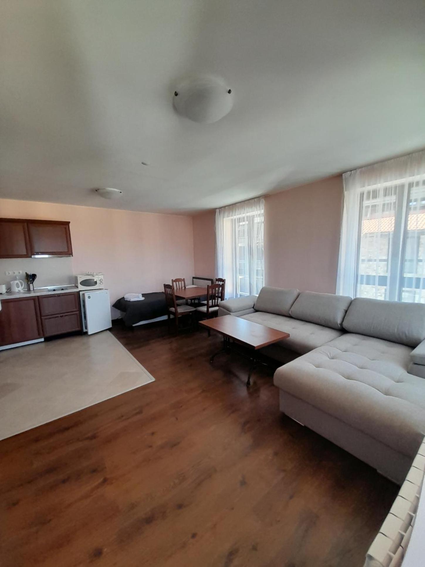 Apartment 5302 near the ski lift