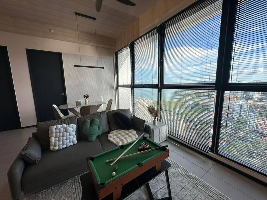 Perfect KTV Set & Netflix 3 Queen Bed Seaview photo 2