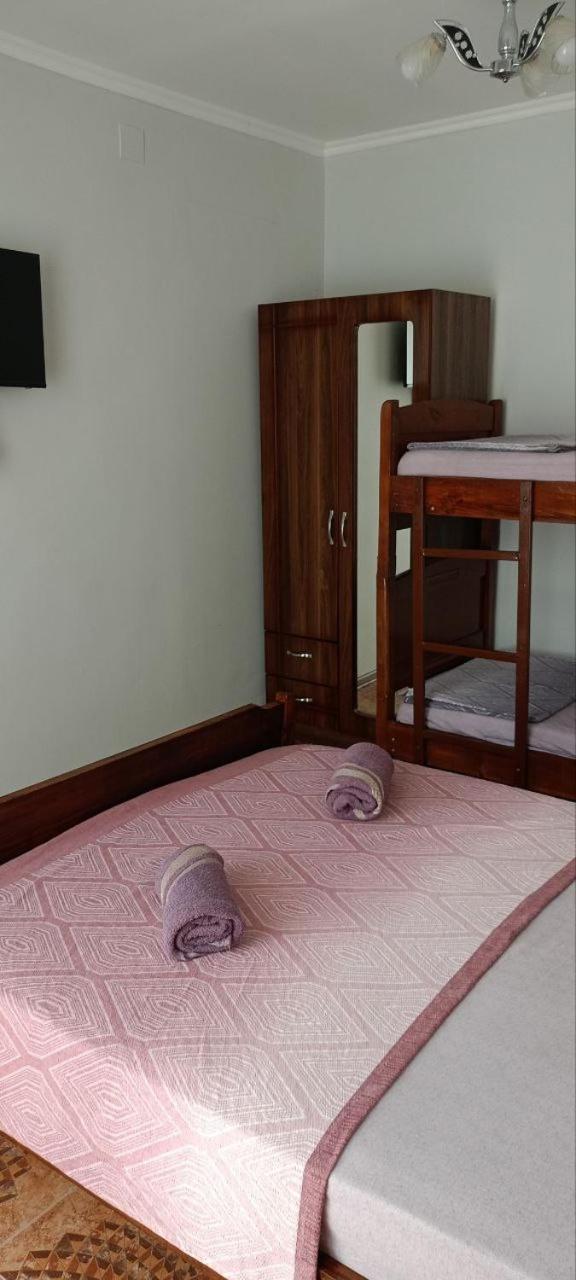 Guest house on Devyatnadtsataya