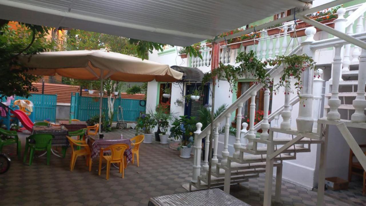 Guest house on Devyatnadtsataya