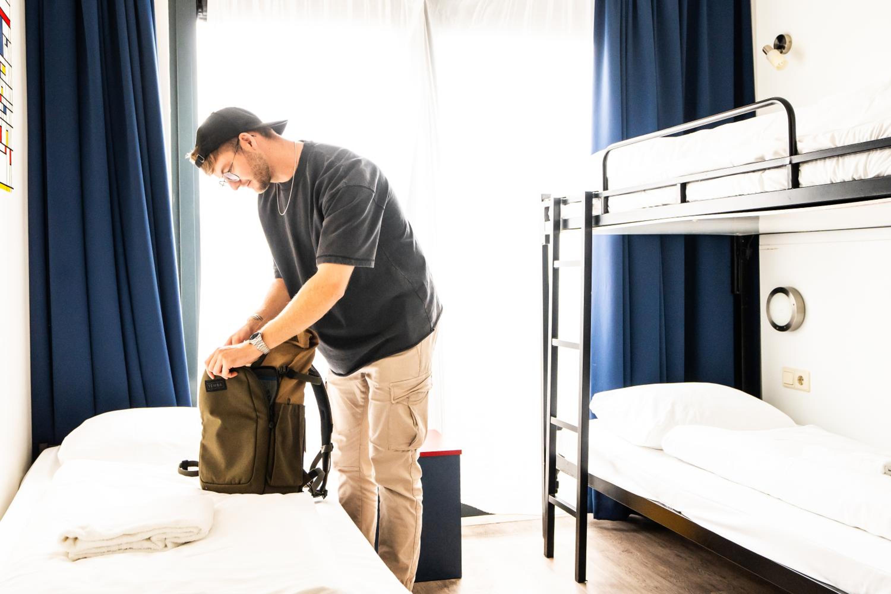 Bud Gett Hostels
