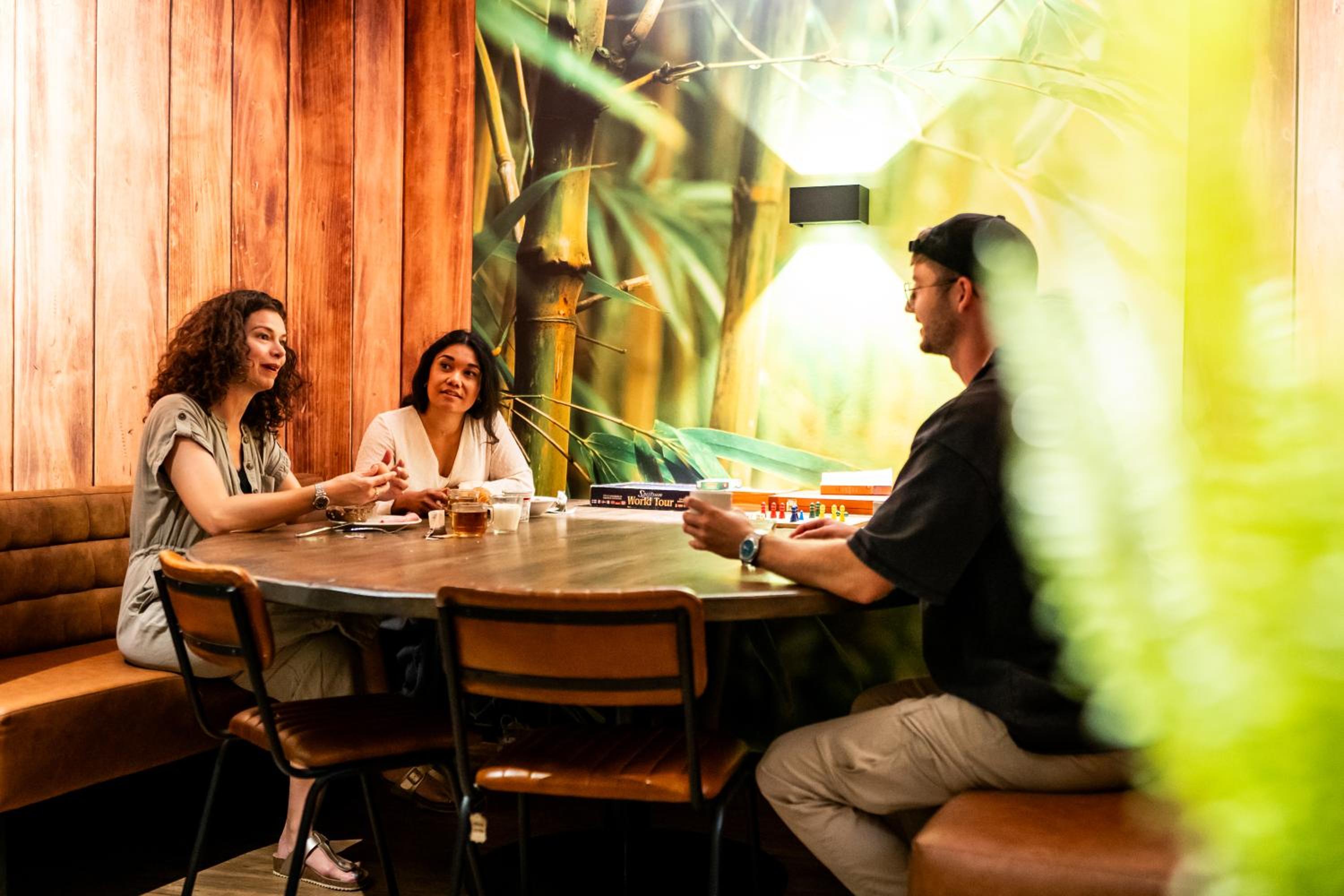 Bud Gett Hostels