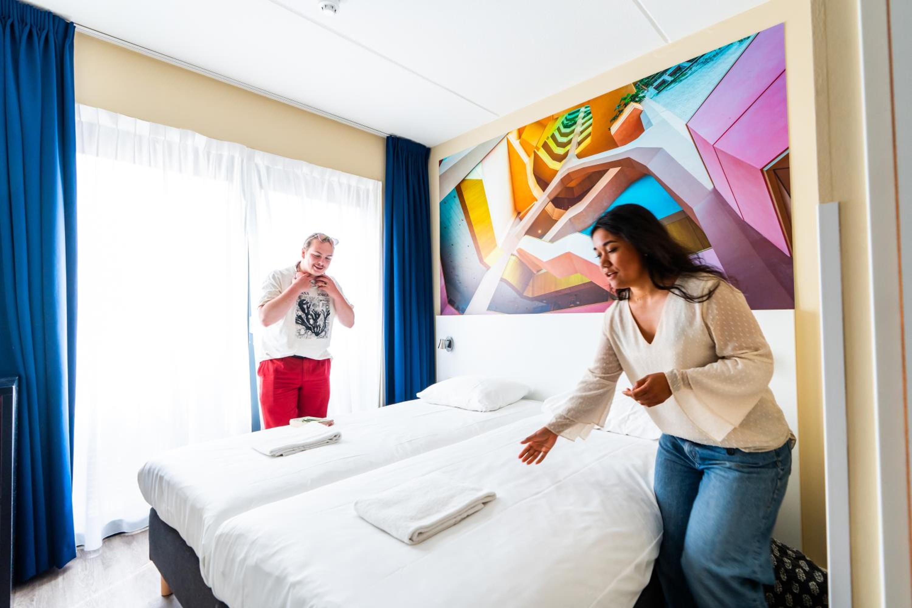 Bud Gett Hostels
