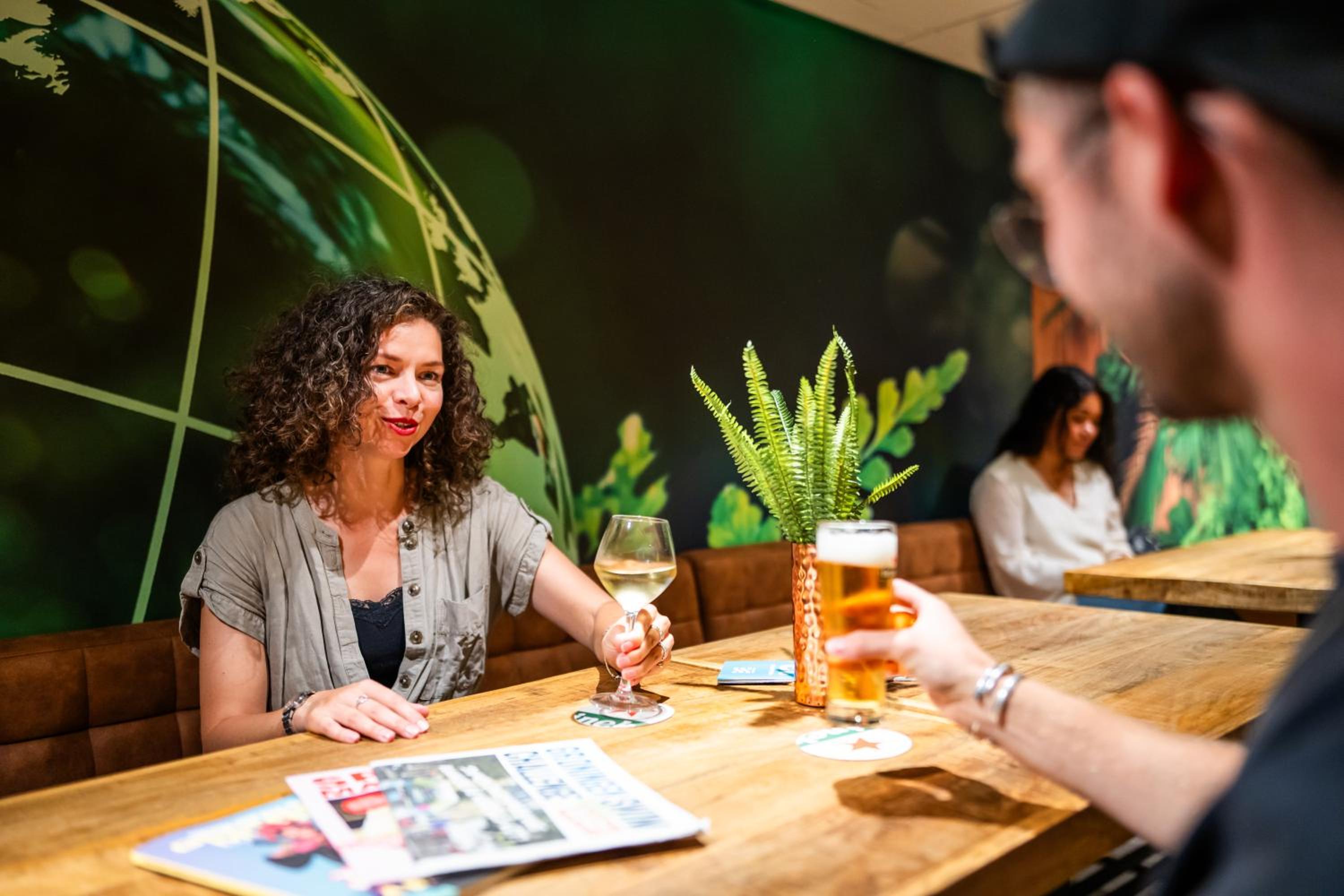 Bud Gett Hostels
