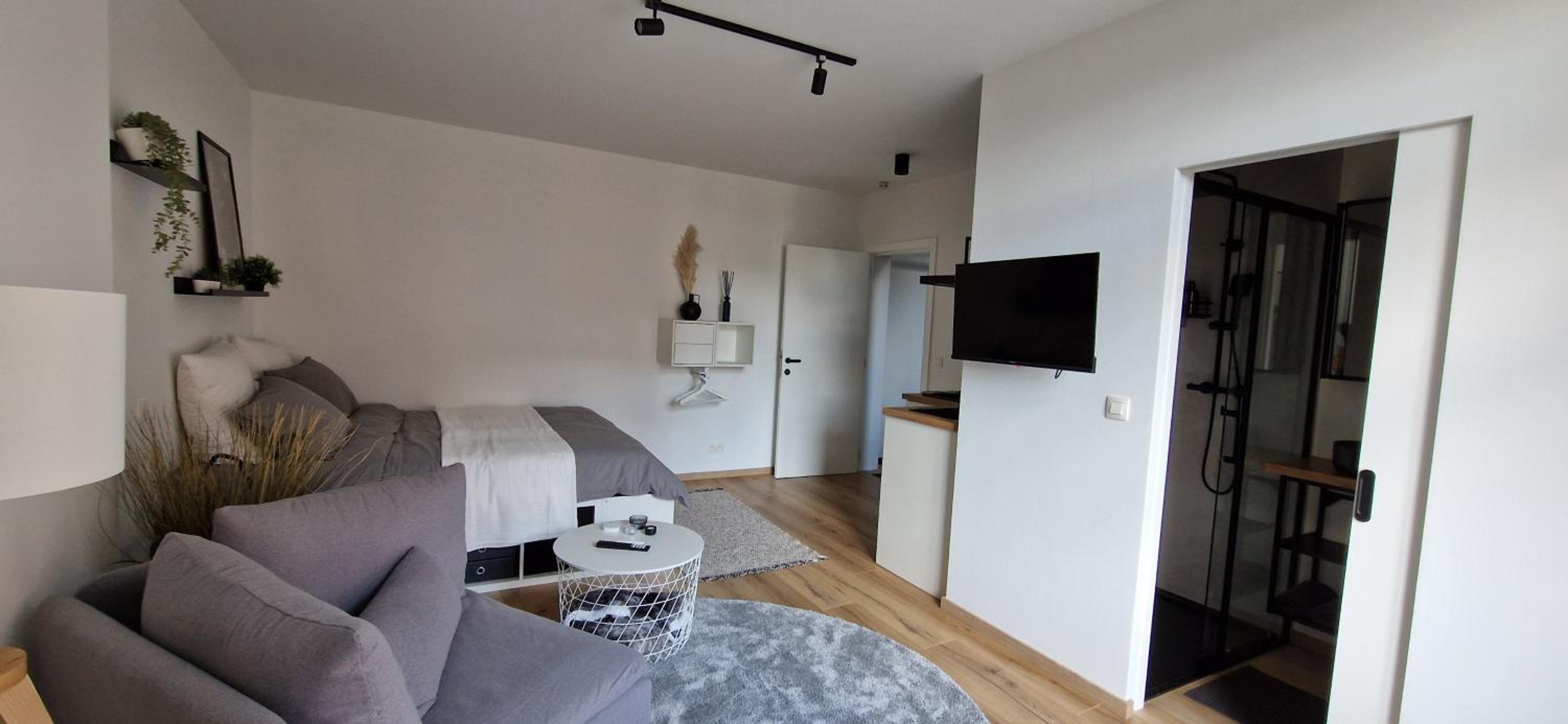 Charleroi Cozy Home