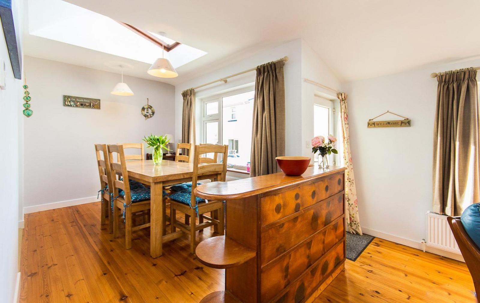 Family beach house located within a short stroll of Waterville view 4