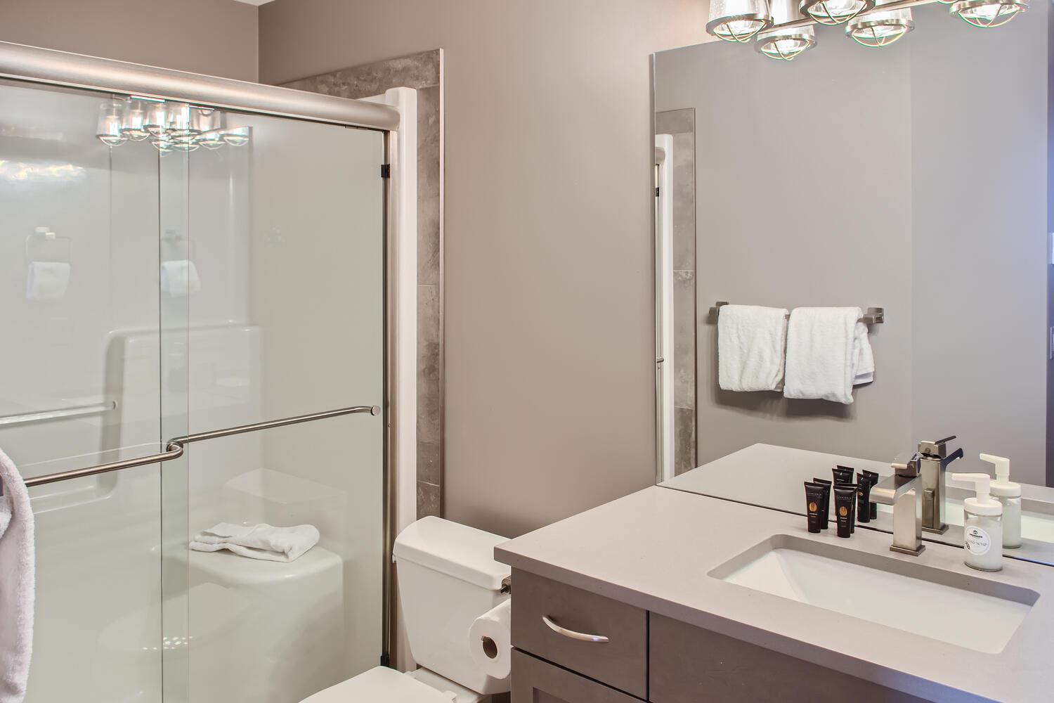 Stonegate Resort Unit B302