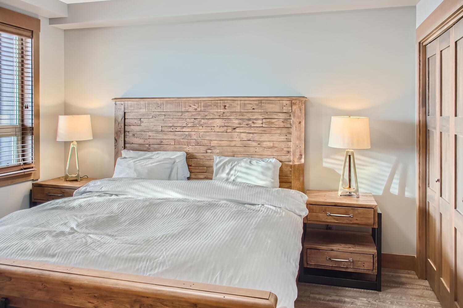 Stonegate Resort Unit B302