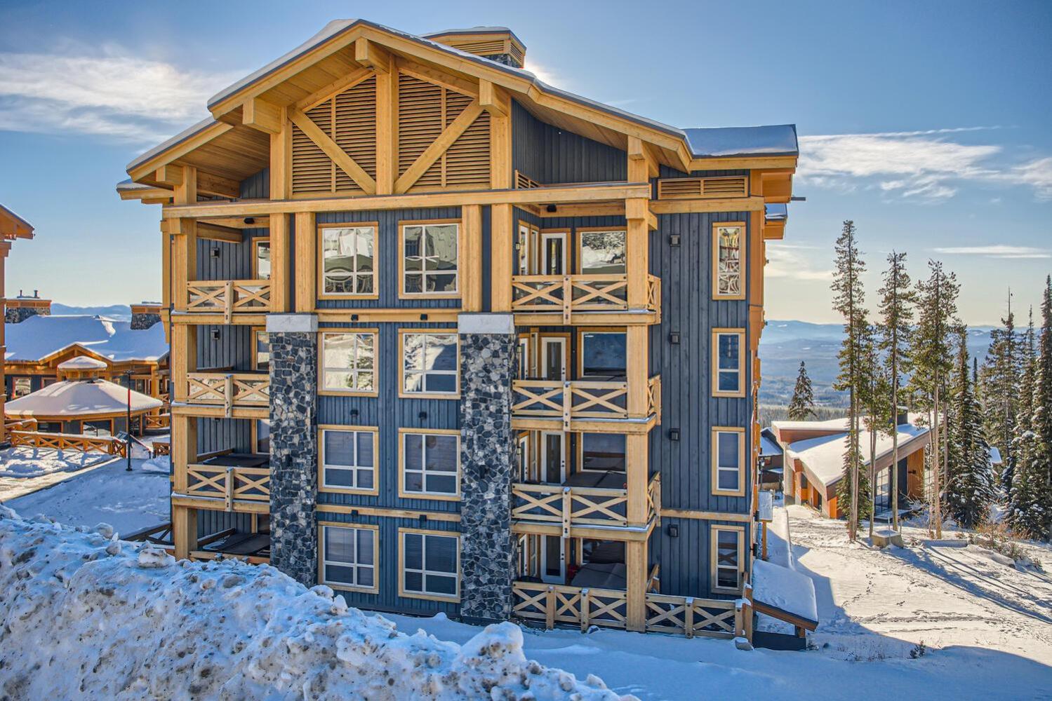 Stonegate Resort Unit B302
