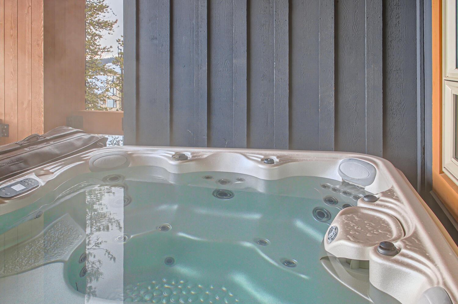 Stonegate Resort Unit B302