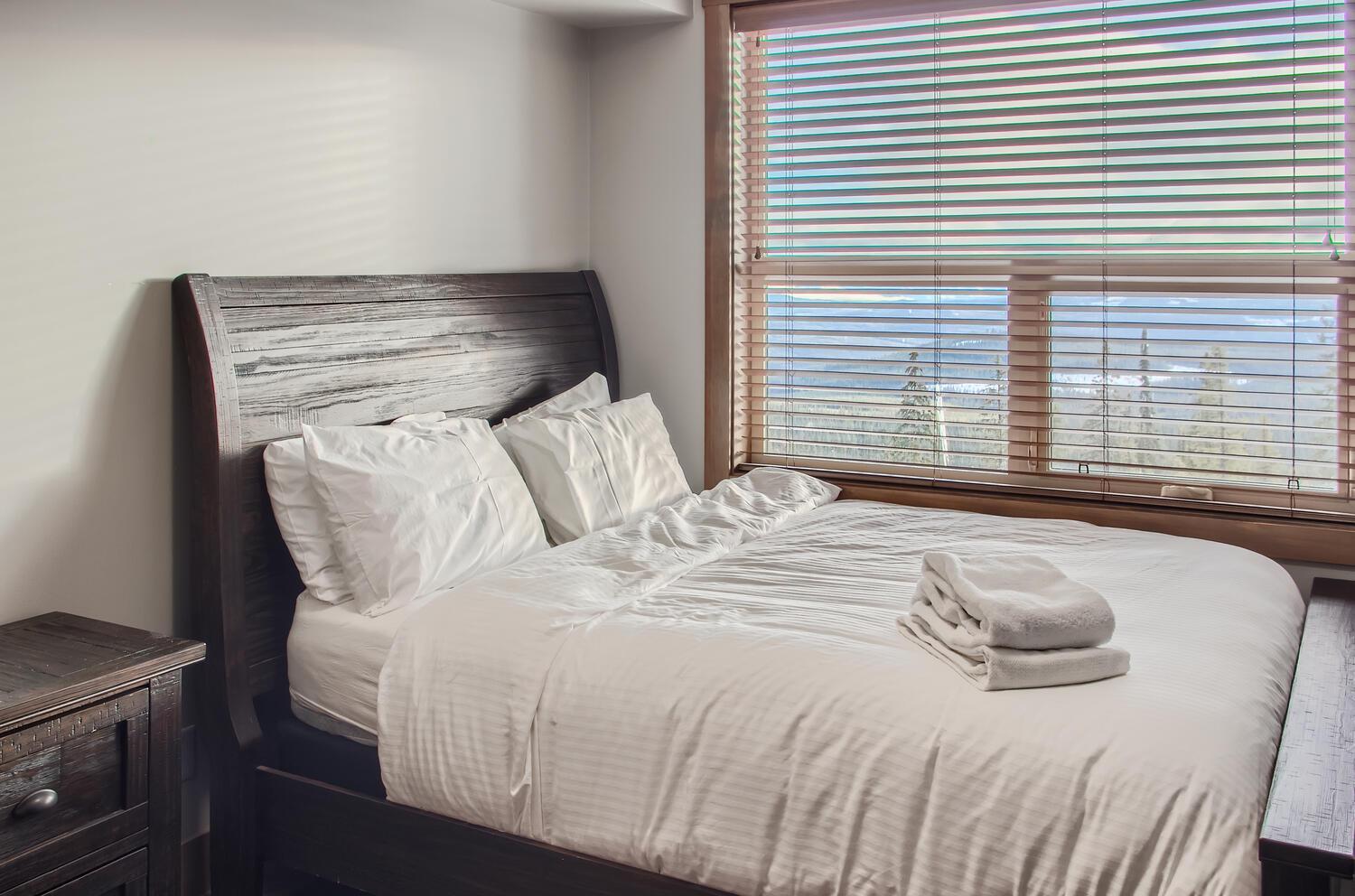 Stonegate Resort Unit B302