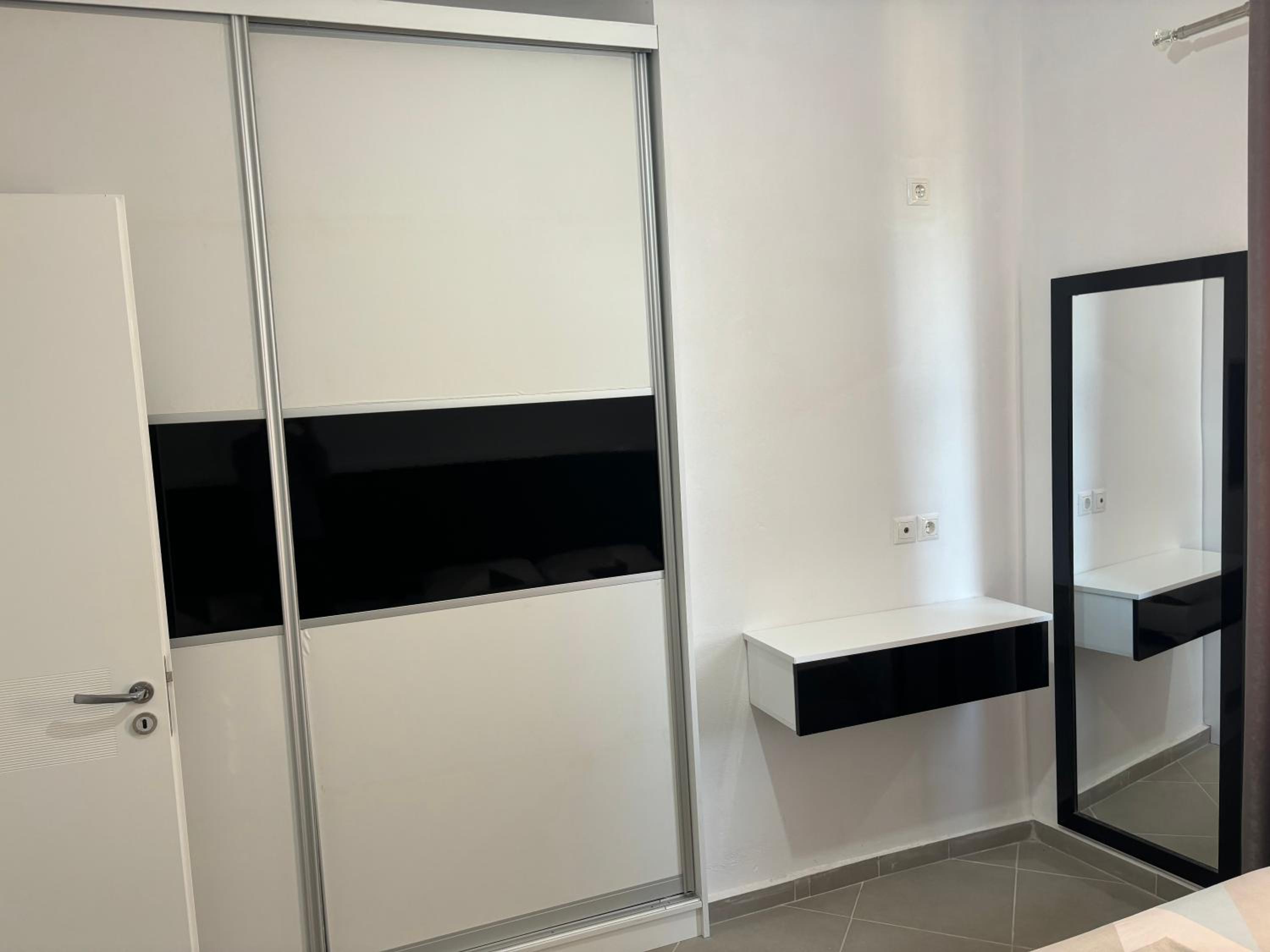 Ledi Apartment