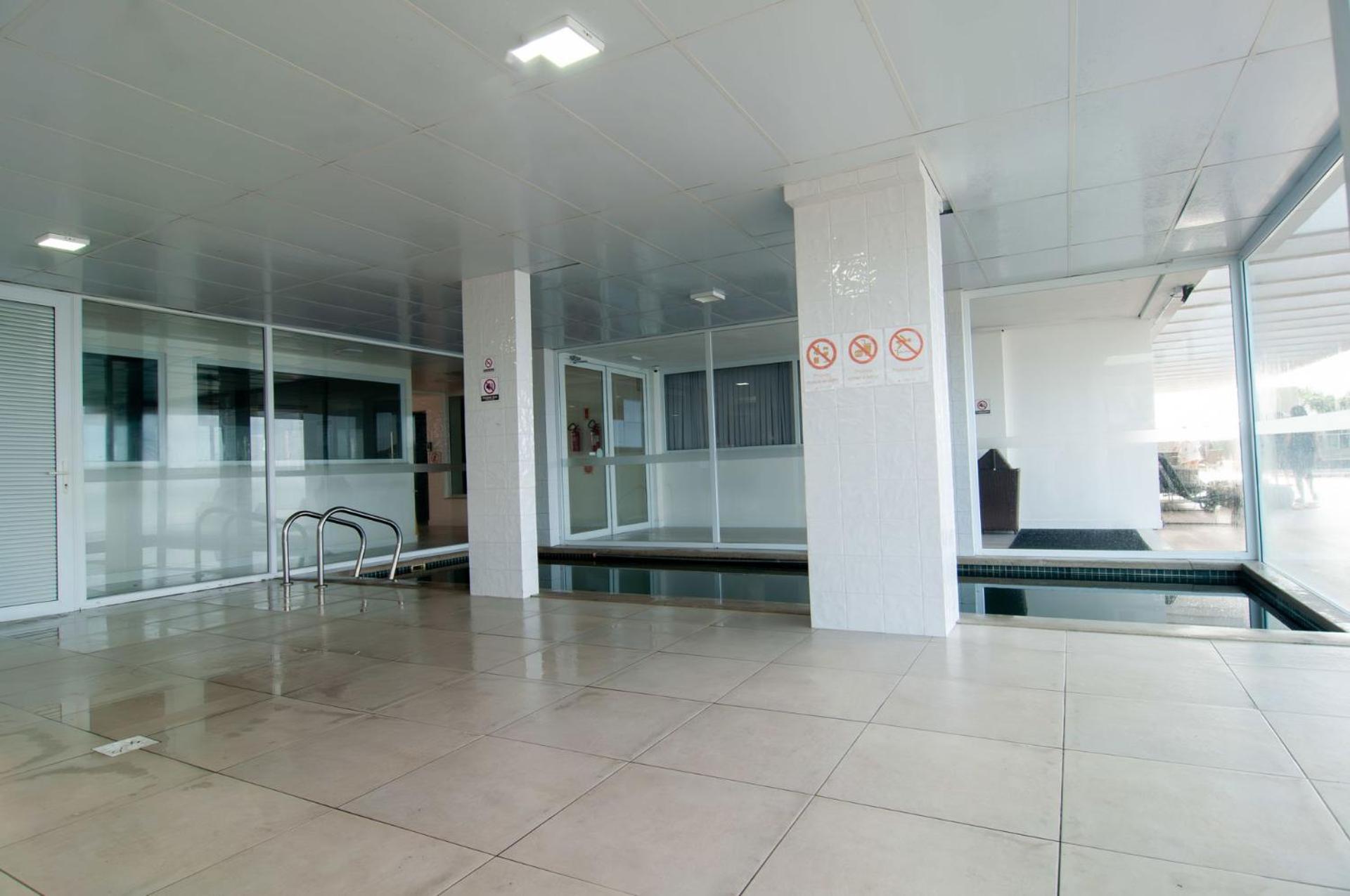 Espelho das Águas: Cond c/ Piscina Infinita PT3991