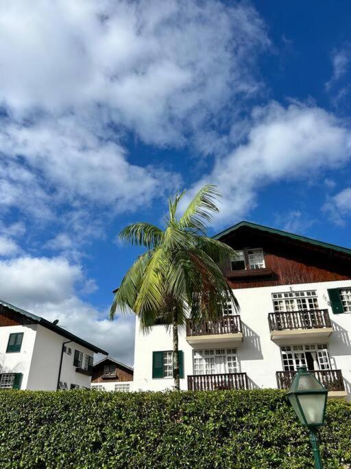 Refúgio na Serra Condomínio em Olaria, Nova Friburgo-RJ