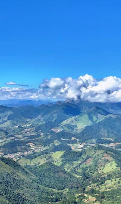 Refúgio na Serra Condomínio em Olaria, Nova Friburgo-RJ