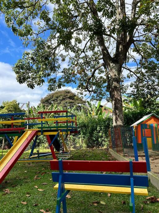 Refúgio na Serra Condomínio em Olaria, Nova Friburgo-RJ