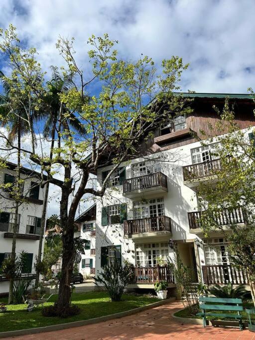 Refúgio na Serra Condomínio em Olaria, Nova Friburgo-RJ