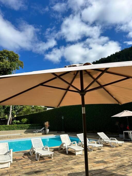 Refúgio na Serra Condomínio em Olaria, Nova Friburgo-RJ