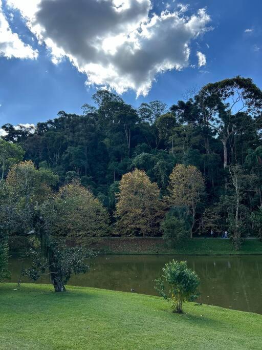 Refúgio na Serra Condomínio em Olaria, Nova Friburgo-RJ