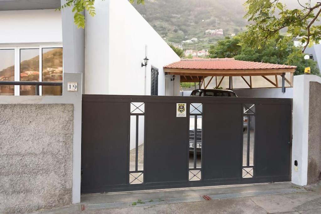 Casa Alves by Mth
