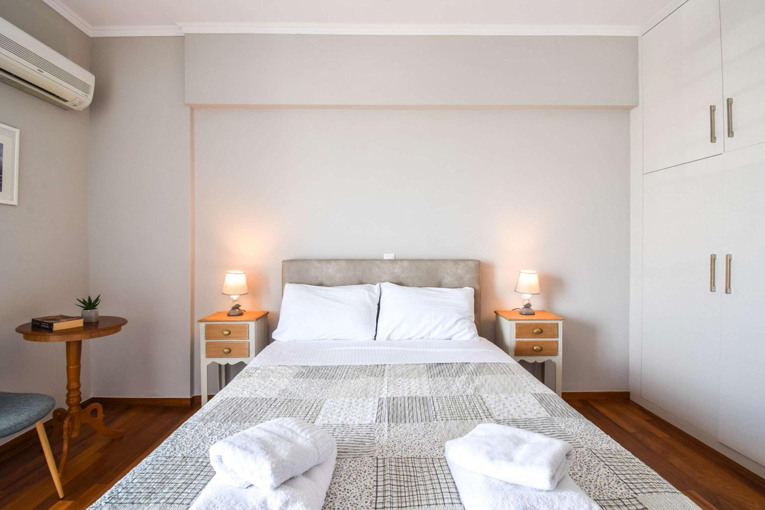 Alimos Luxury 3 Bd Apt with Stunning Views photo 5