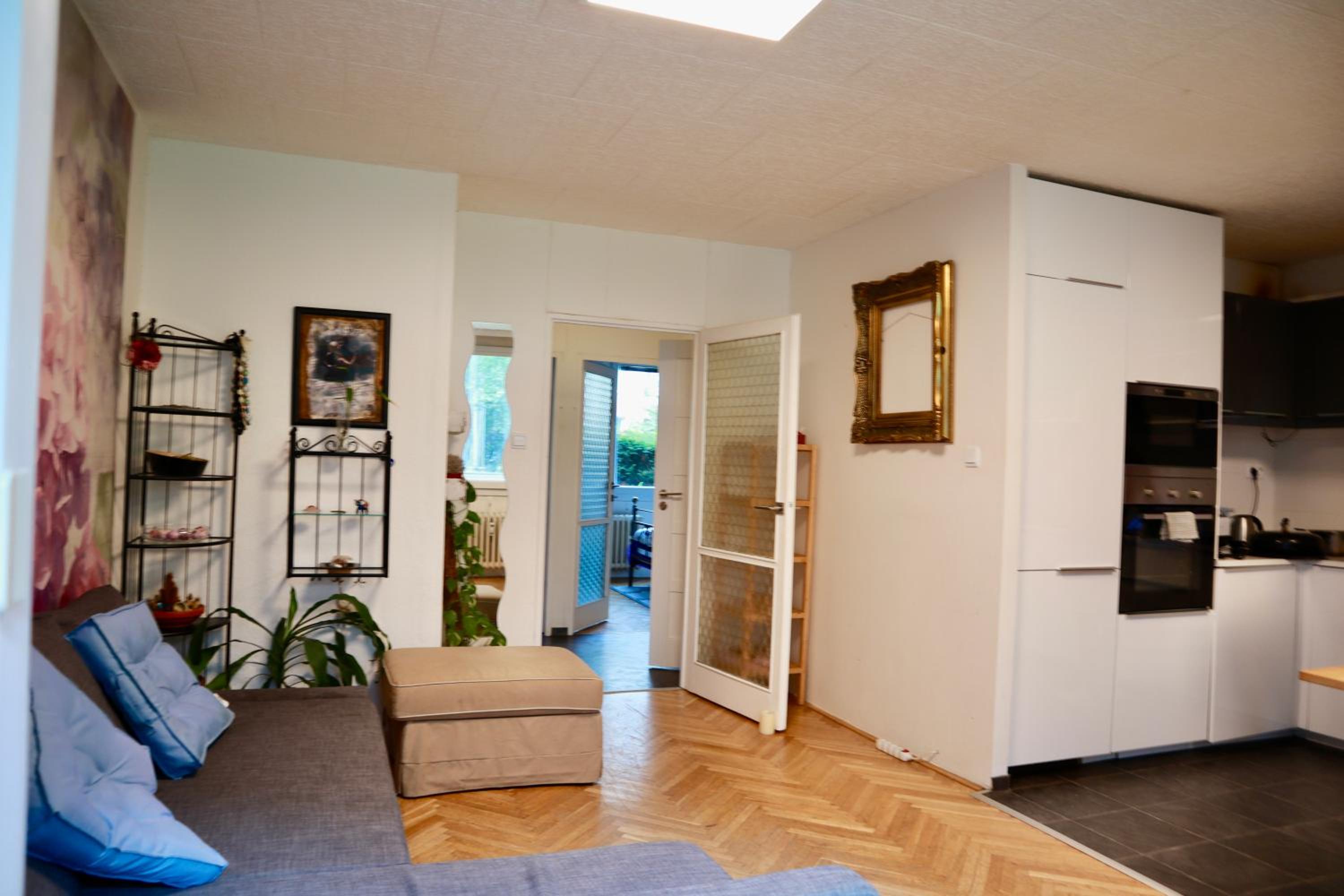 Family cozy Apartment metro access
