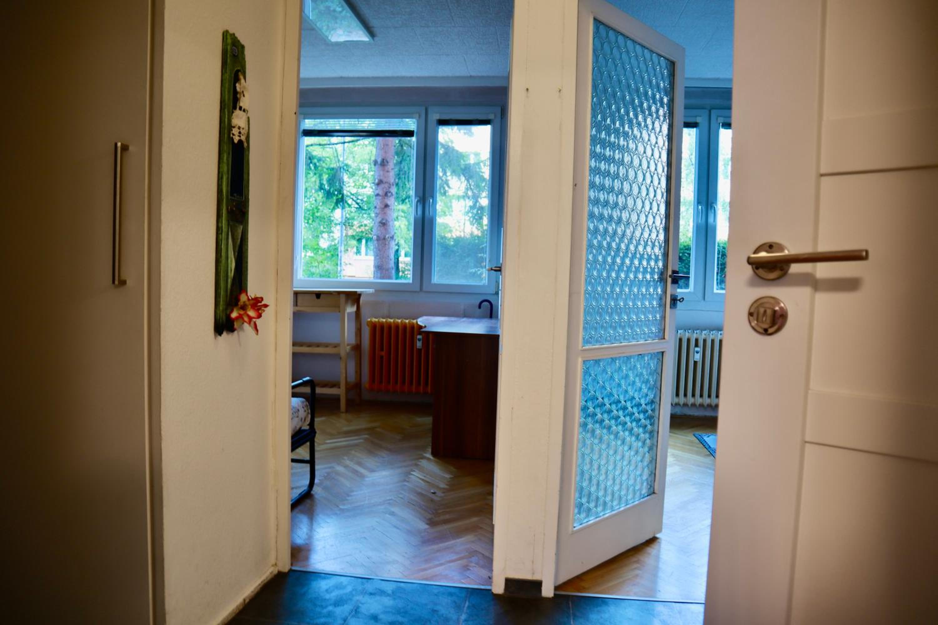 Family cozy Apartment metro access