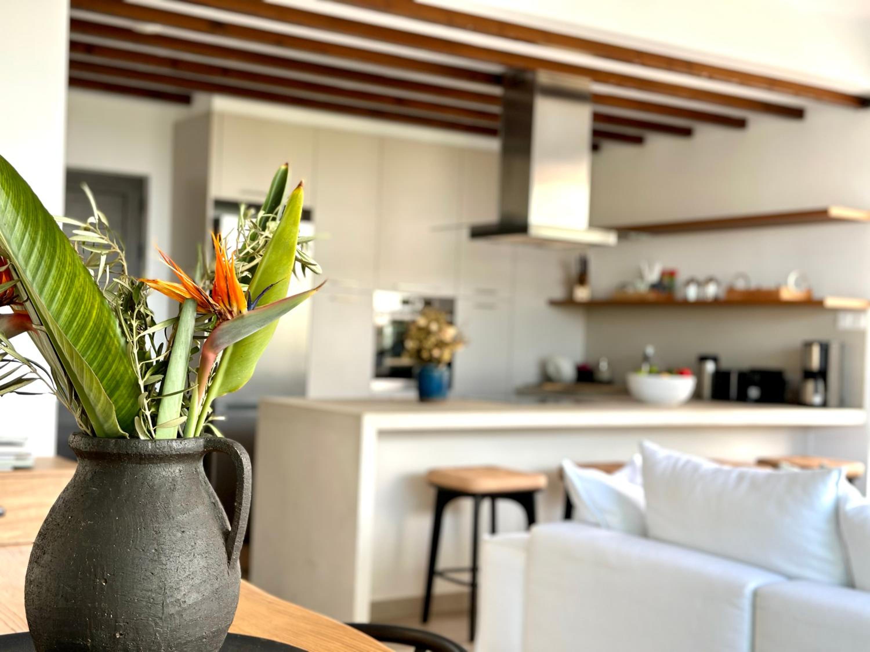Lora Pearl Luxury Villa view 4