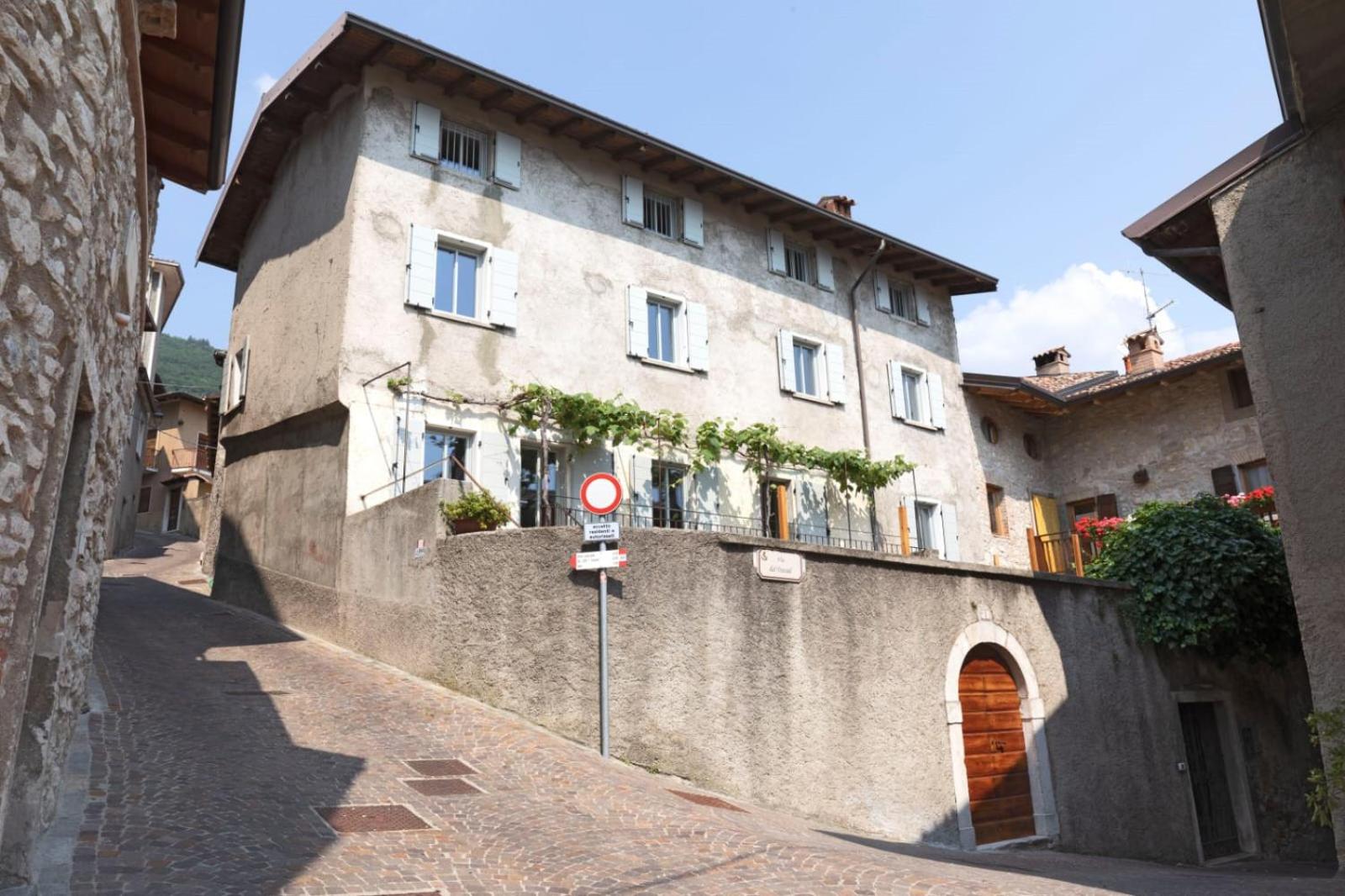 La Corte - Appartamenti Gallia e Finil